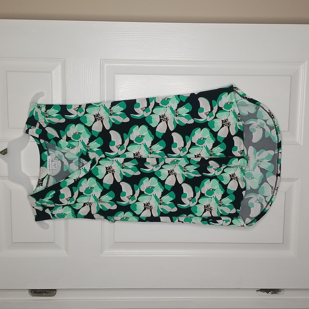 Liz Claiborne silky tank blouse Green & Black Floral Print